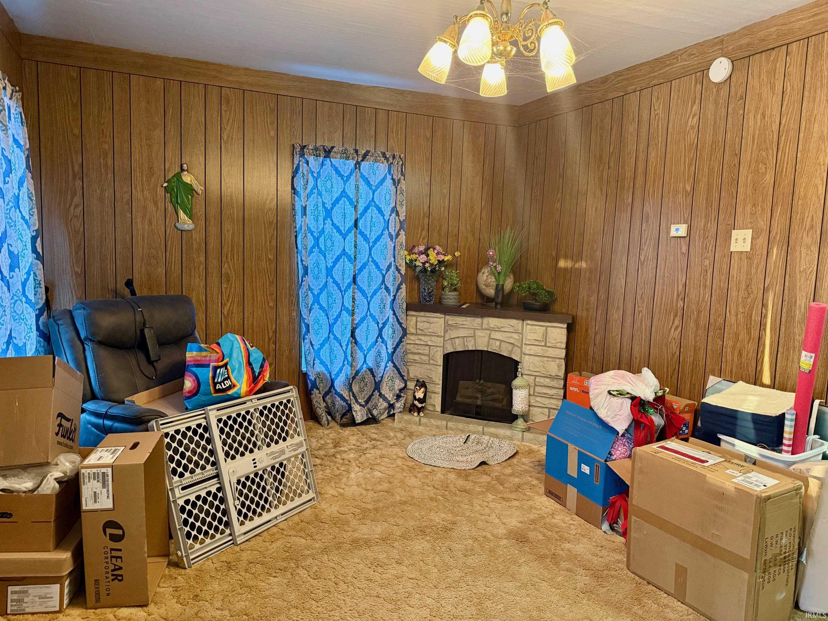 1739 Stults Road Huntington, IN 46750 - Photo 4 of 10 Gallery Image 4