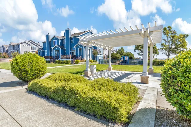 $599,000 | 485 East 5th Street, Benicia, CA 94510