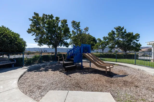 $599,000 | 485 East 5th Street, Benicia, CA 94510