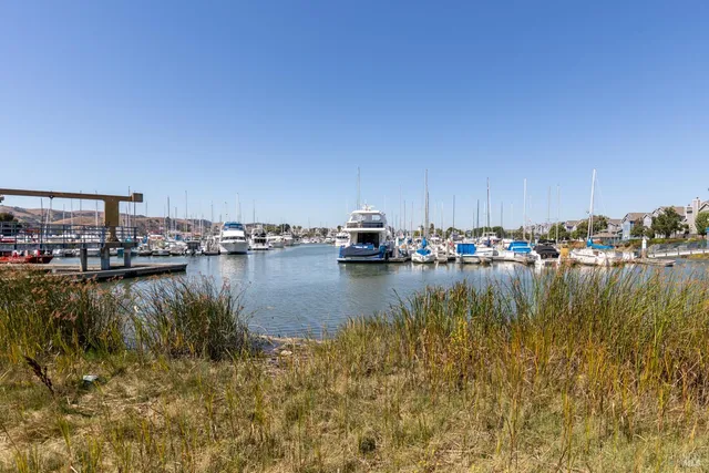 $599,000 | 485 East 5th Street, Benicia, CA 94510