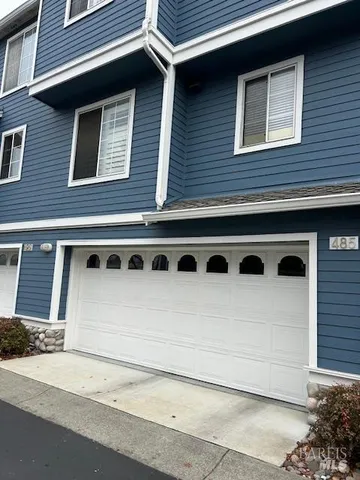 $599,000 | 485 East 5th Street, Benicia, CA 94510