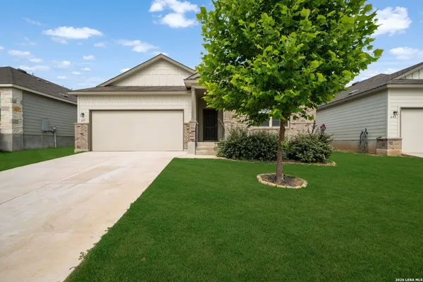 $1,650 | 637 Oleander Creek, Seguin, TX 78155