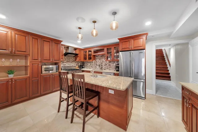 $12,995,000 | 32 East 74th Street | Lenox Hill