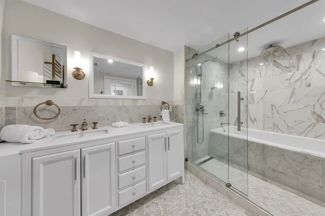 $12,995,000 | 32 East 74th Street | Lenox Hill