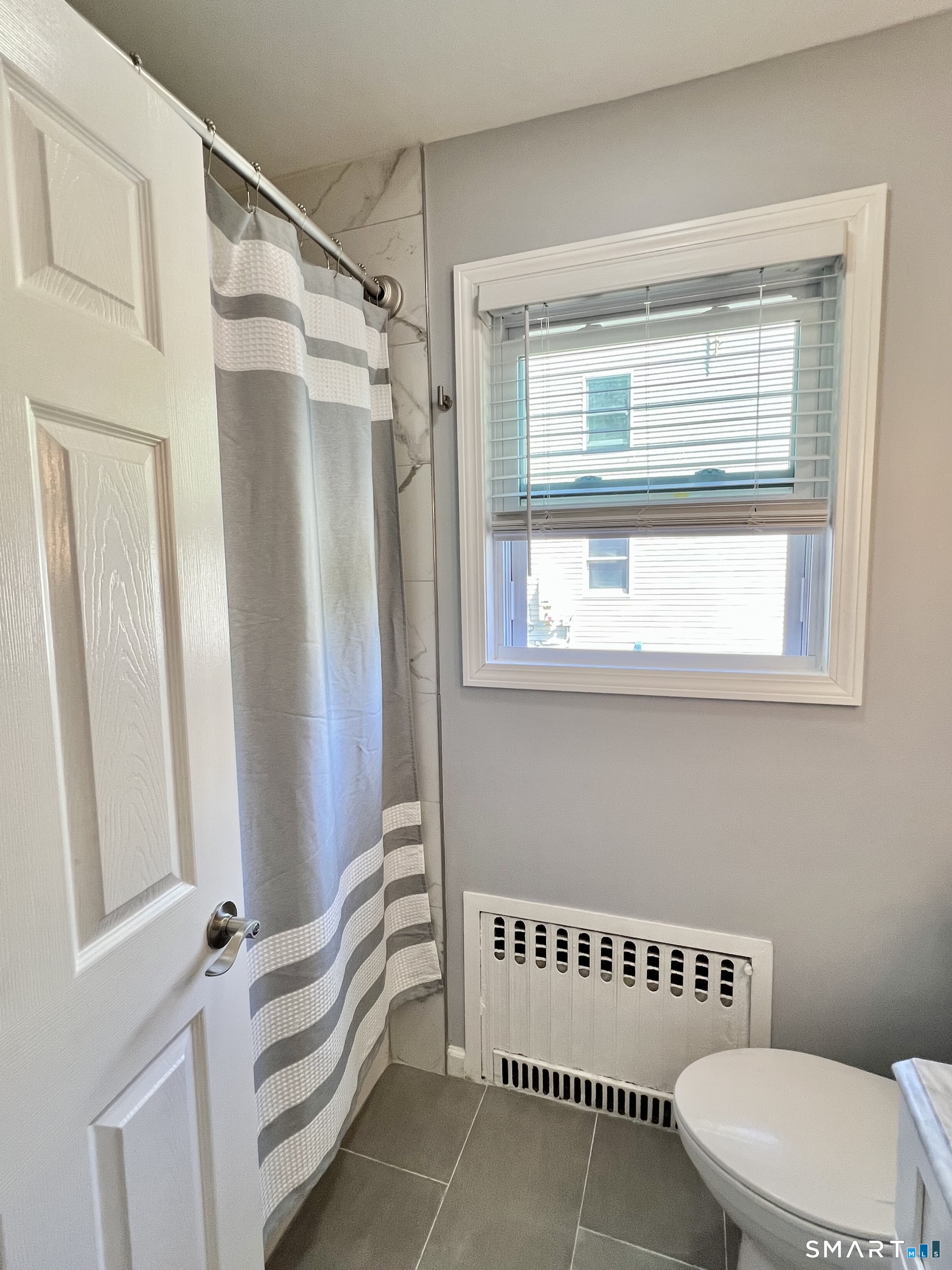 444 Huntington Road Stratford, CT 06614 - Photo 9 of 20