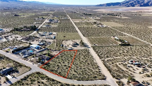 $38,000 | 719 Sharon Avenue, Lucerne Valley, CA 92356