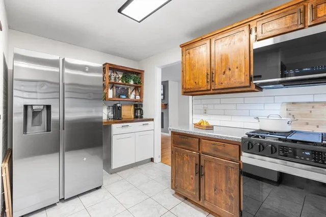 $459,900 | 2 Danforth Court, Unit 2, Haverhill, MA 01832