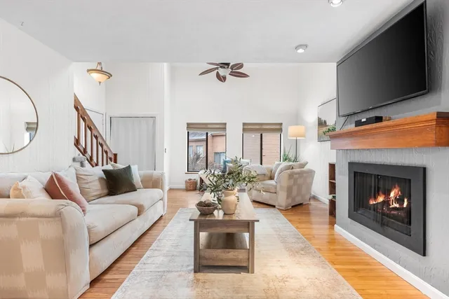 $459,900 | 2 Danforth Court, Unit 2, Haverhill, MA 01832