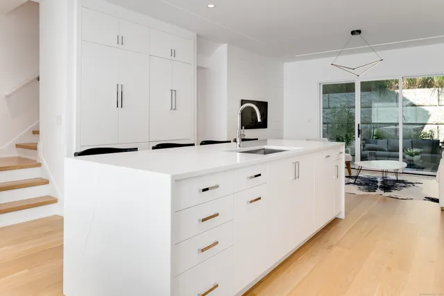 $1,430,000 | 781 Post Road East, Unit 104, Westport, CT 06880