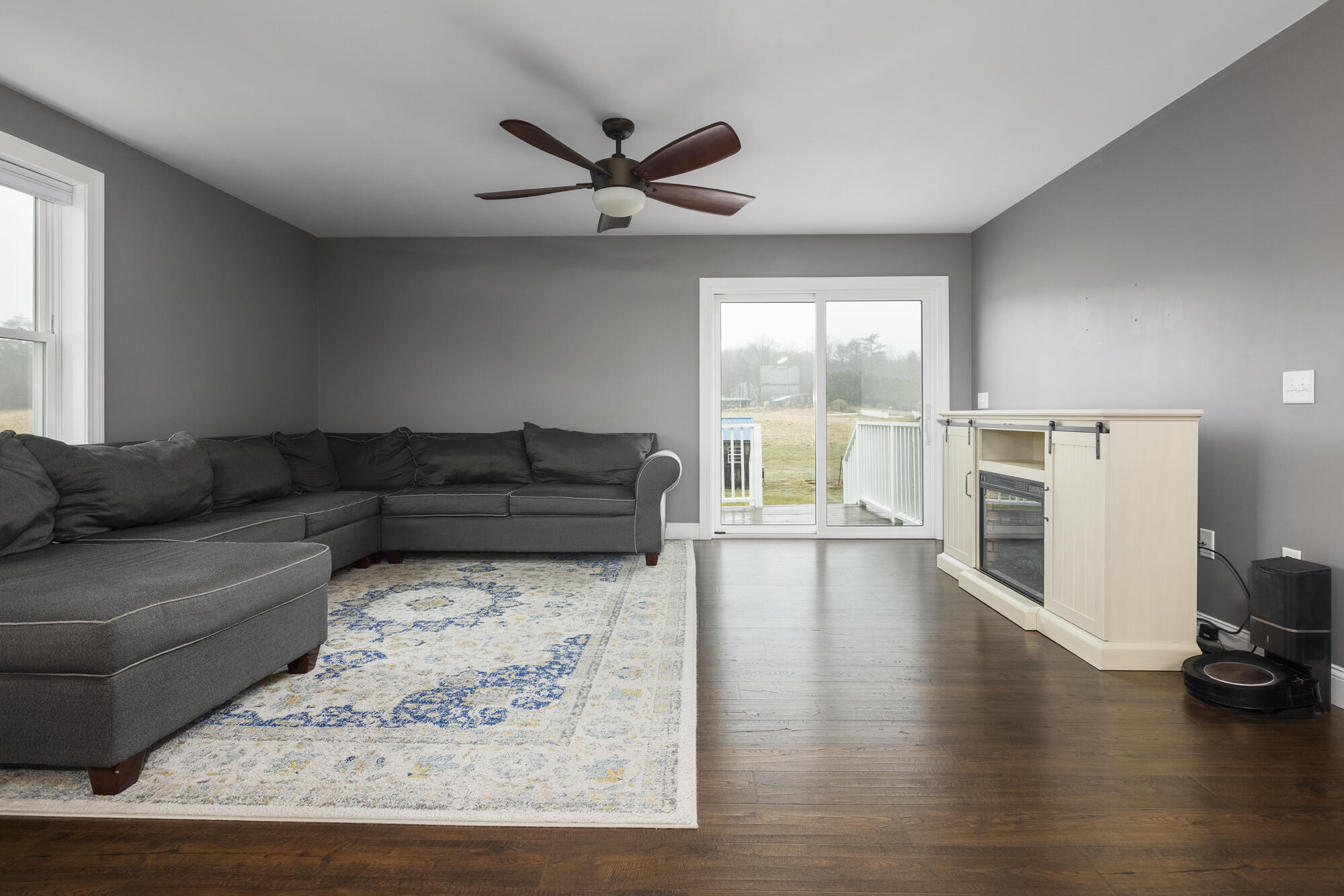 6 Tibbetts Rd._003