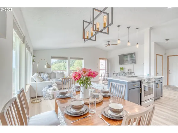 $664,000 | 37005 Sutton Way, Pacific City, OR 97135