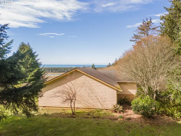$664,000 | 37005 Sutton Way, Pacific City, OR 97135