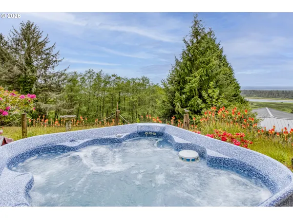 $664,000 | 37005 Sutton Way, Pacific City, OR 97135