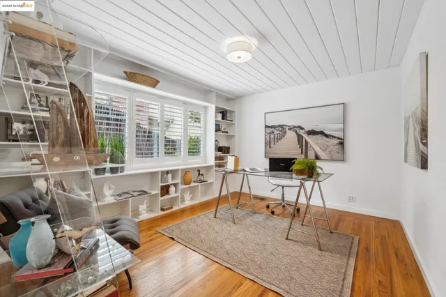 $1,499,000 | 6951 Chambers Drive, Oakland, CA 94611