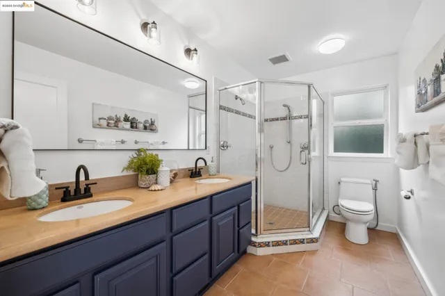 $1,499,000 | 6951 Chambers Drive, Oakland, CA 94611