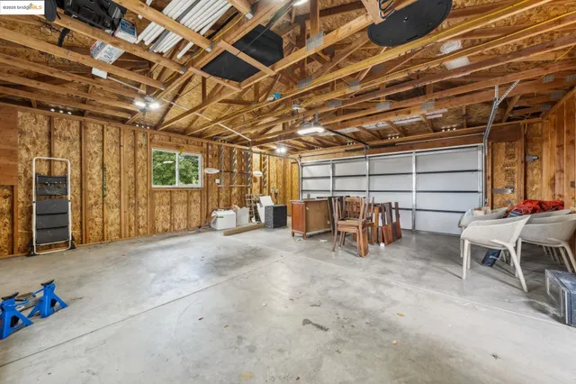 $1,499,000 | 6951 Chambers Drive, Oakland, CA 94611