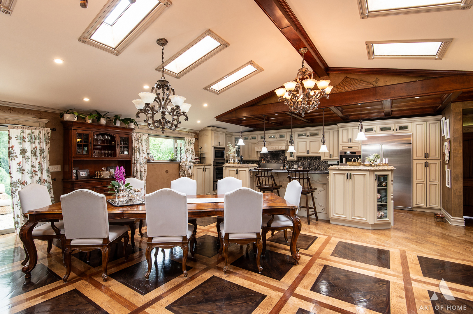 6N654 Harvey Road Medinah, IL 60172 - Photo 14 of 47 a view of a dining room with furniture and chandelier