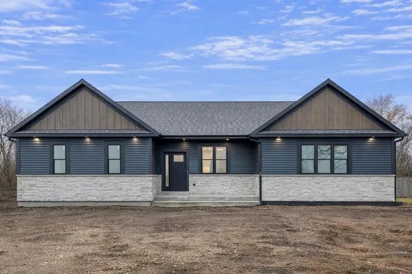 $599,900 | 12212 Sheridan Road, Pleasant Prairie, WI 53158
