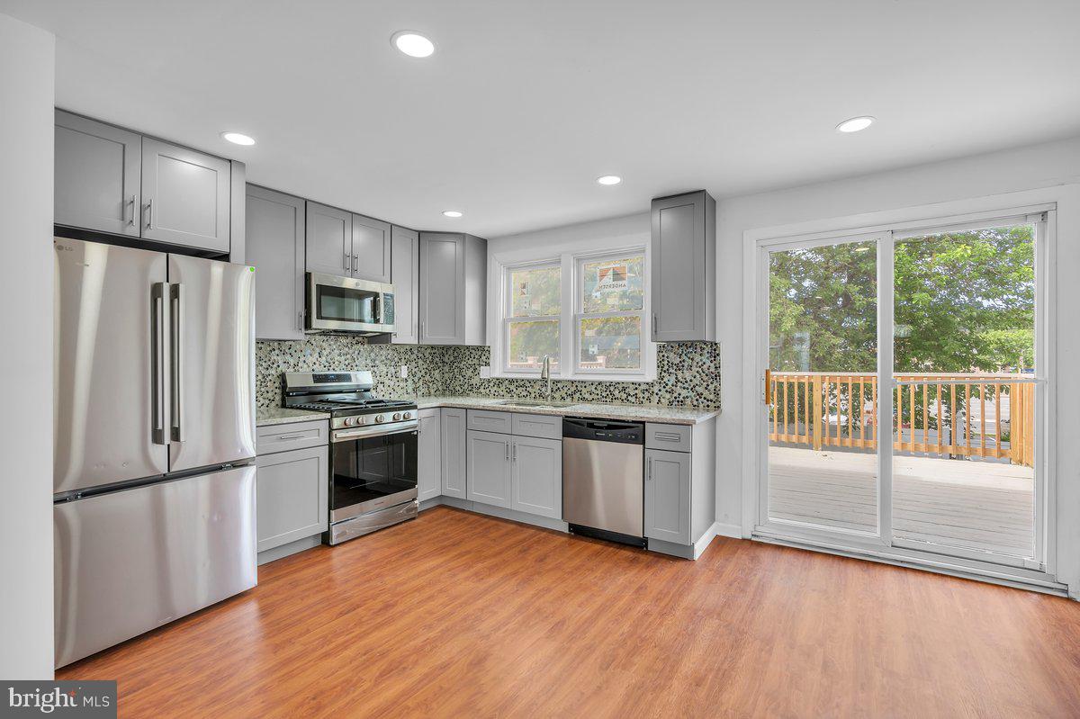 3204 Birch Road Philadelphia, PA 19154 - Photo 8 of 28