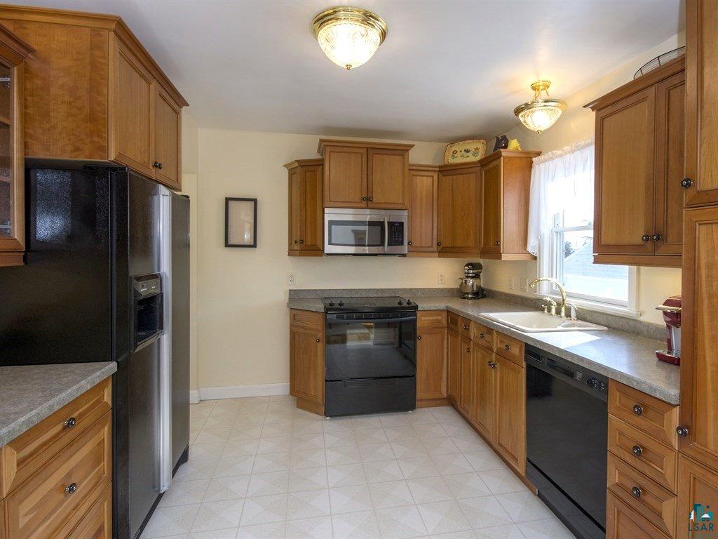 126 West Kent Road Duluth, MN 55812 - Photo 7 of 24 Gallery Image 7