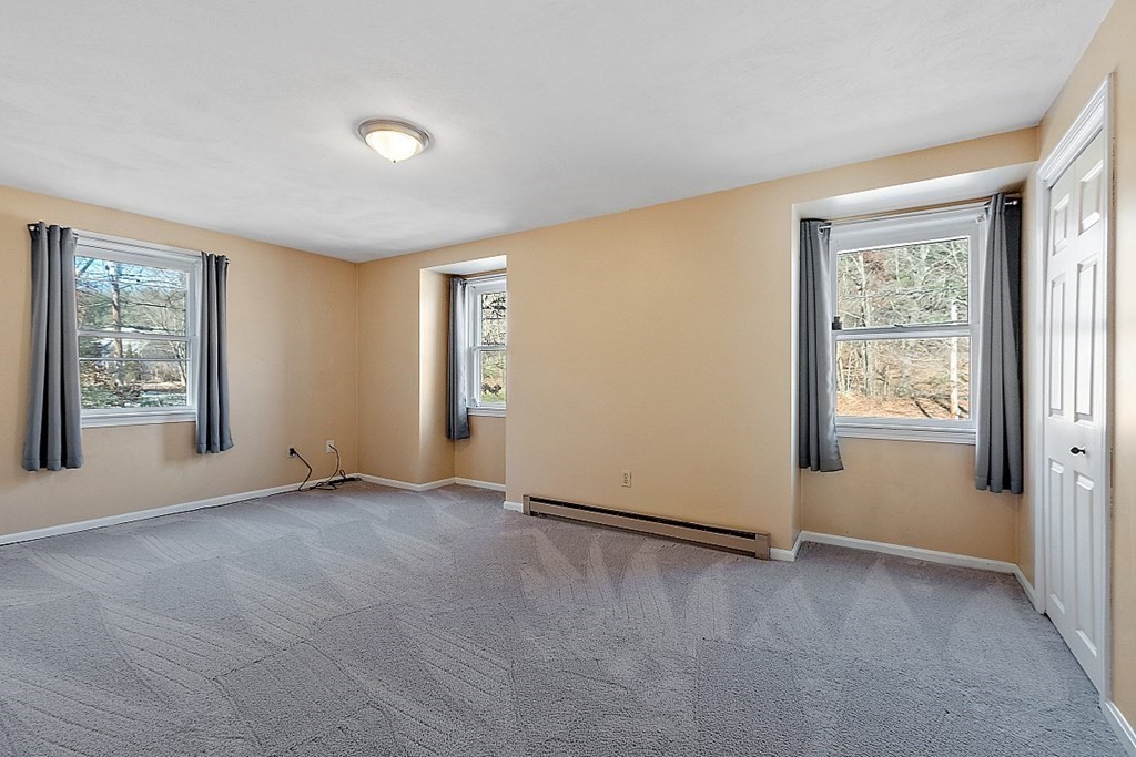 1 General Hobbs Road, Unit 4 Jefferson, MA 01522 - Photo 13 of 18 Gallery Image 13