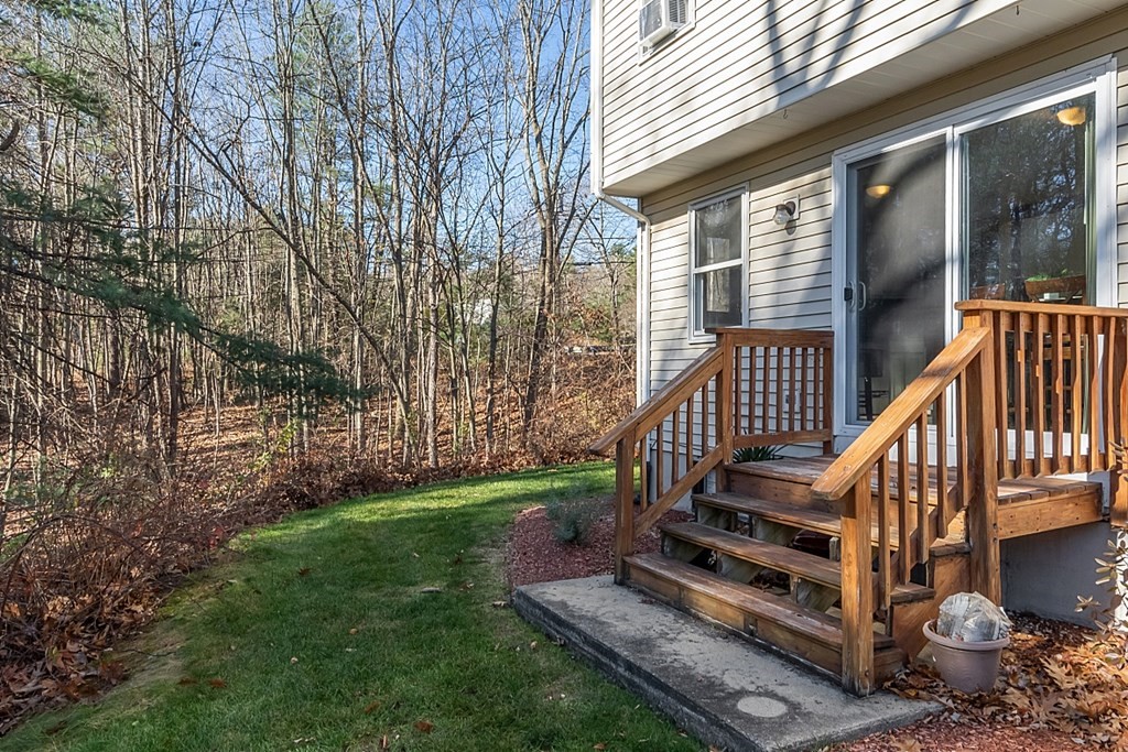 1 General Hobbs Road, Unit 4 Jefferson, MA 01522 - Photo 17 of 18 Gallery Image 17