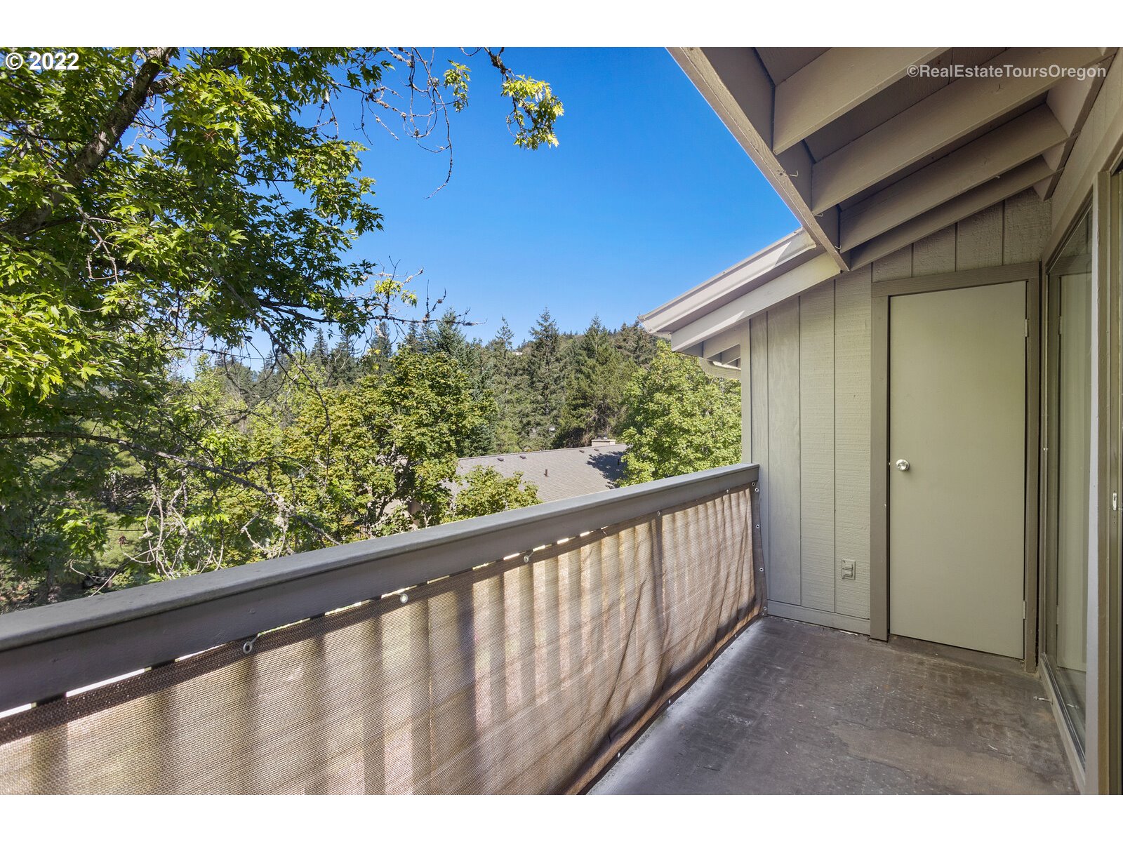 7744 Southwest Barnes Road, Unit A Portland, OR 97225 - Photo 6 of 18 Gallery Image 6