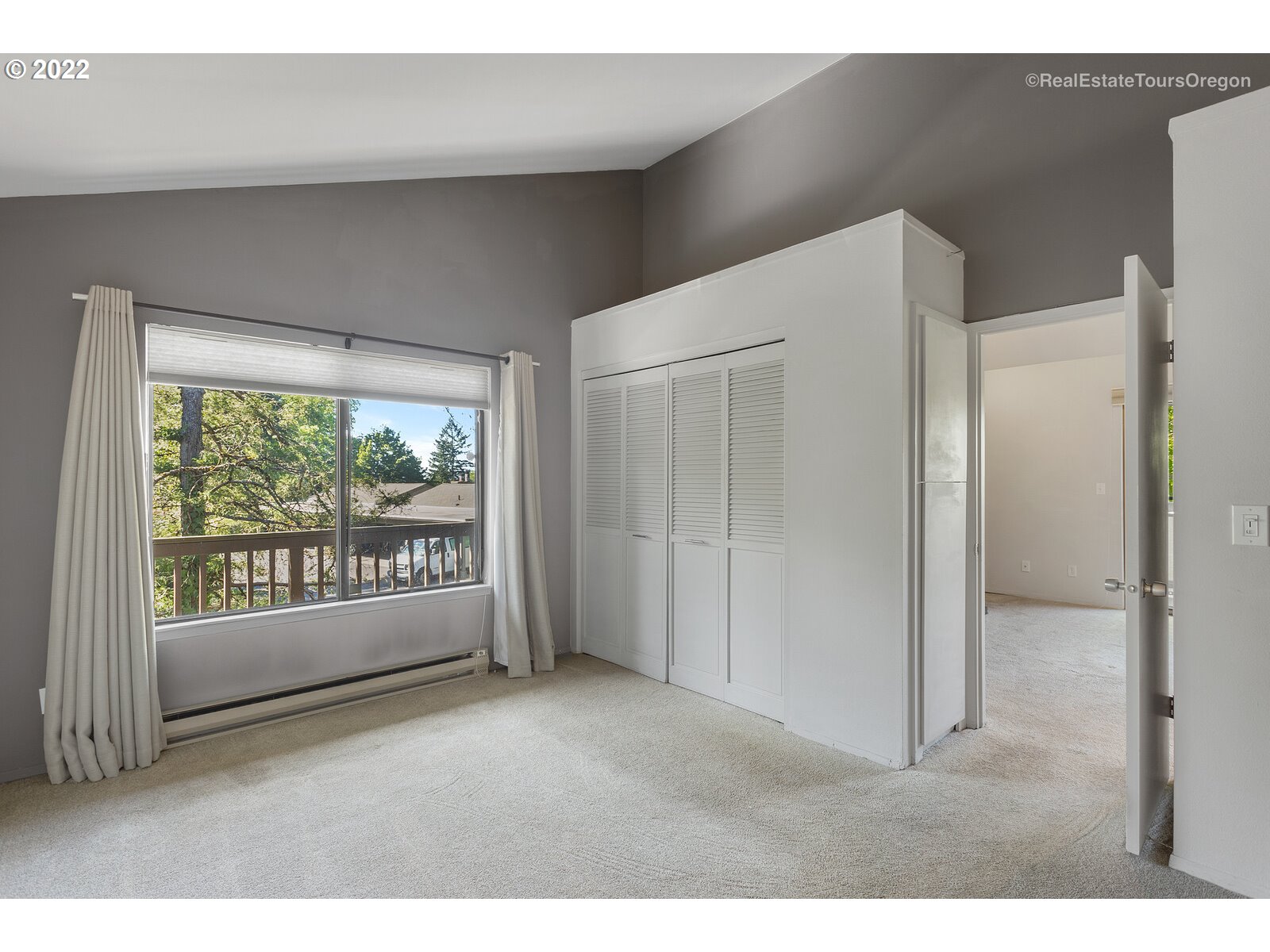 7744 Southwest Barnes Road, Unit A Portland, OR 97225 - Photo 10 of 18 Gallery Image 10