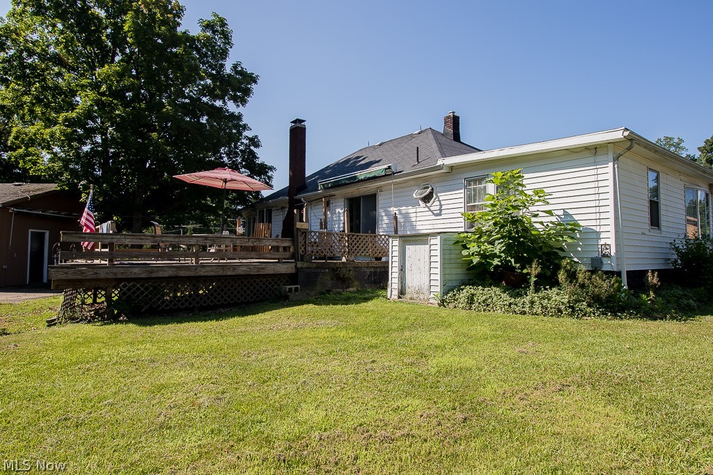 9485 Johnnycake Ridge Road Mentor, OH 44060 - Photo 6 of 16 9487 Johnnycake Ridge Rd - back area with deck