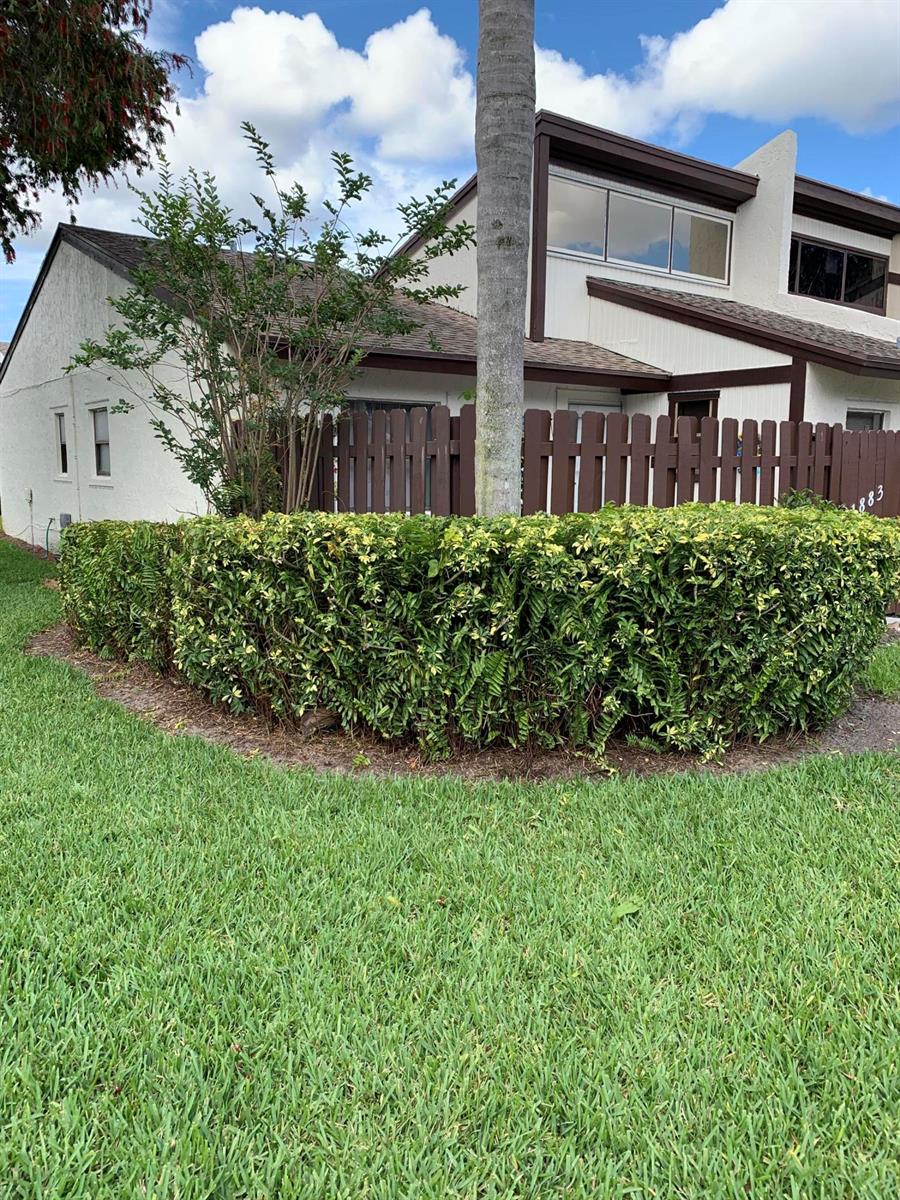 1883 Abbey Road, Unit 22A West Palm Beach, FL 33415 - Photo 2 of 23 390464EE-7A33-49A4-B717-6CD7A2011530