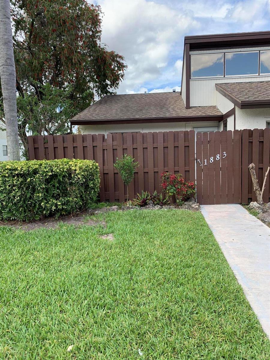 1883 Abbey Road, Unit 22A West Palm Beach, FL 33415 - Photo 8 of 23 3E5F0115-2A75-4919-A4EF-DB00F54FC749