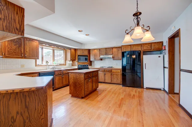 $329,222 | 900 Mason Avenue, Joliet, IL 60435