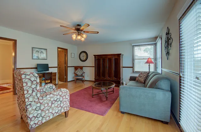 $329,222 | 900 Mason Avenue, Joliet, IL 60435