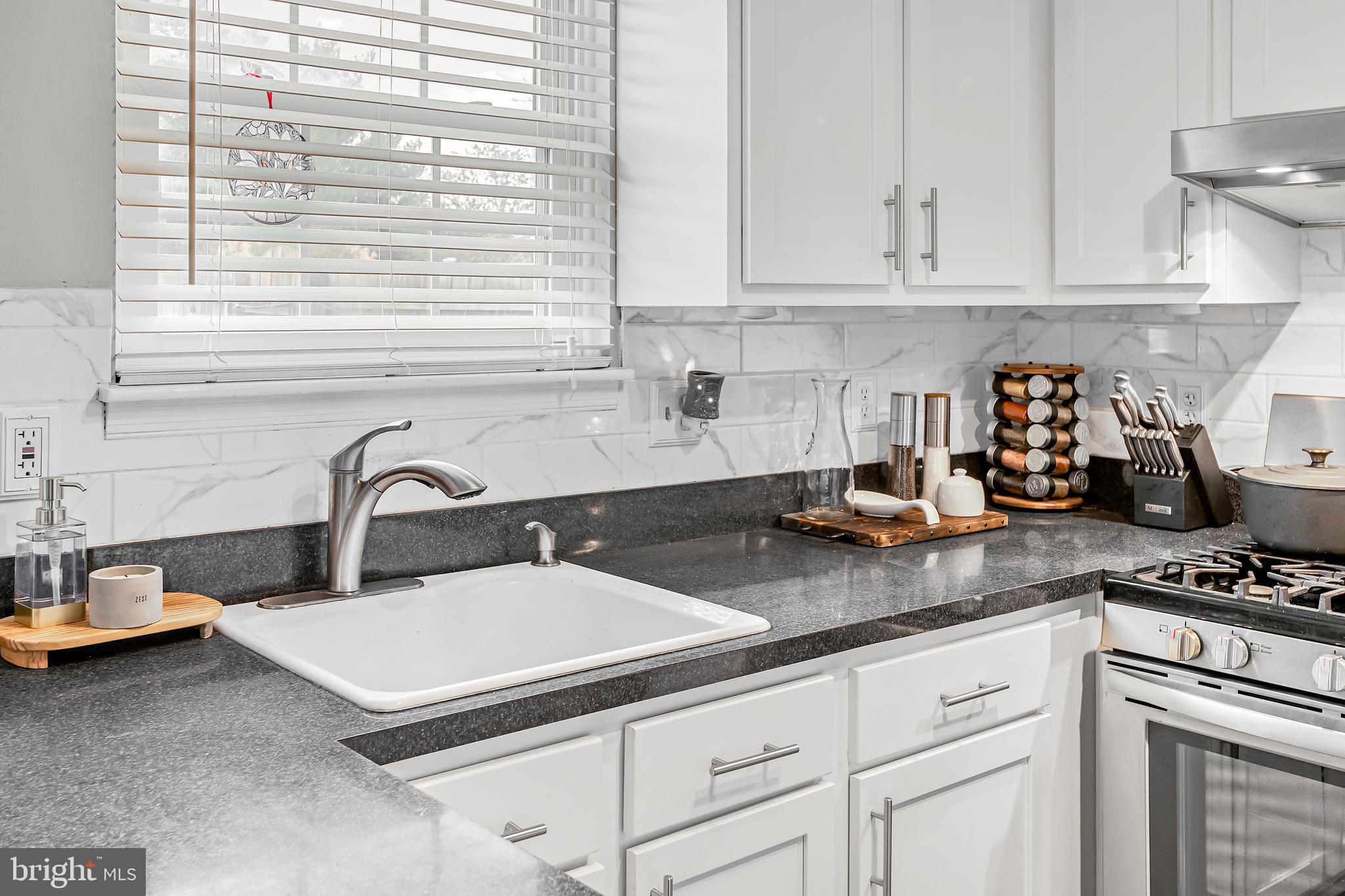 6247 Spring Knoll Drive Harrisburg, PA 17111 - Photo 14 of 29