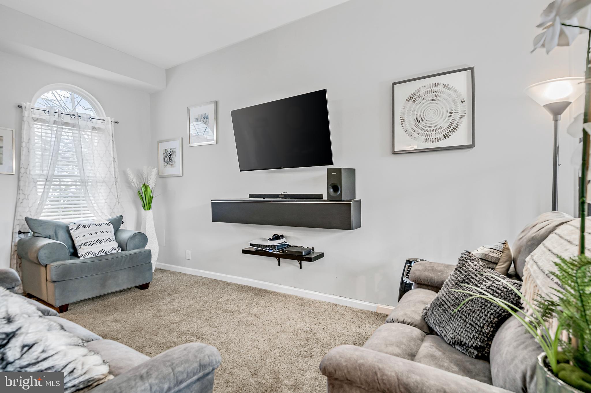 6247 Spring Knoll Drive Harrisburg, PA 17111 - Photo 6 of 29