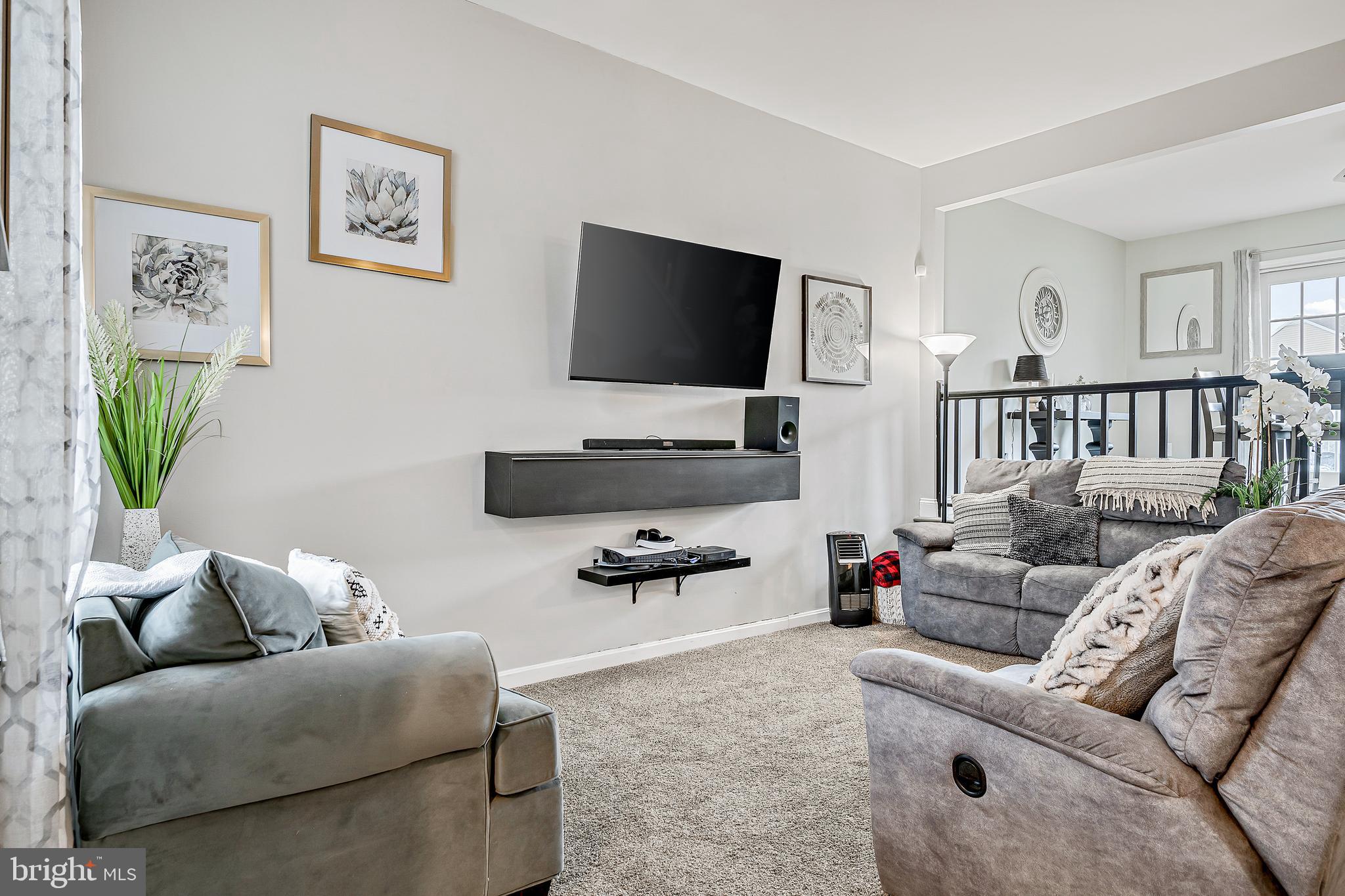 6247 Spring Knoll Drive Harrisburg, PA 17111 - Photo 7 of 29