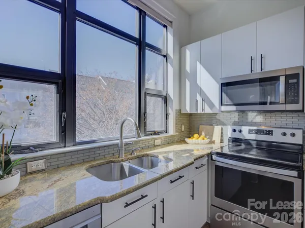 $2,350 | 636 Garden District Drive, Charlotte, NC 28202