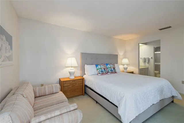 $258,000 | 4727 Winslow Beacon, Unit 10, Sarasota, FL 34235