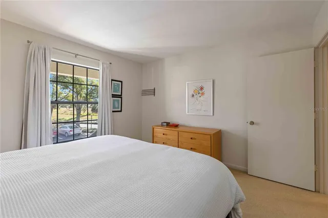 $258,000 | 4727 Winslow Beacon, Unit 10, Sarasota, FL 34235