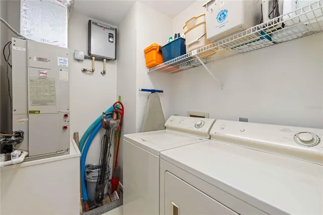 $258,000 | 4727 Winslow Beacon, Unit 10, Sarasota, FL 34235