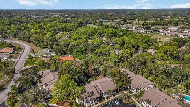 $258,000 | 4727 Winslow Beacon, Unit 10, Sarasota, FL 34235