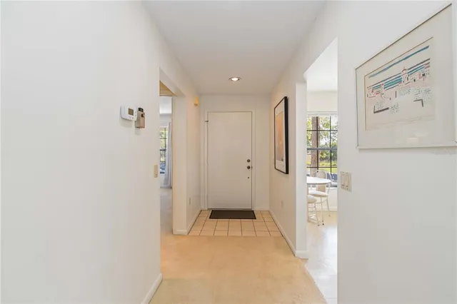 $258,000 | 4727 Winslow Beacon, Unit 10, Sarasota, FL 34235