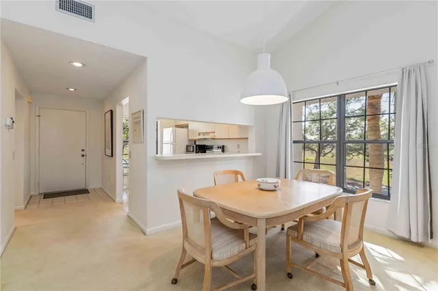 $258,000 | 4727 Winslow Beacon, Unit 10, Sarasota, FL 34235