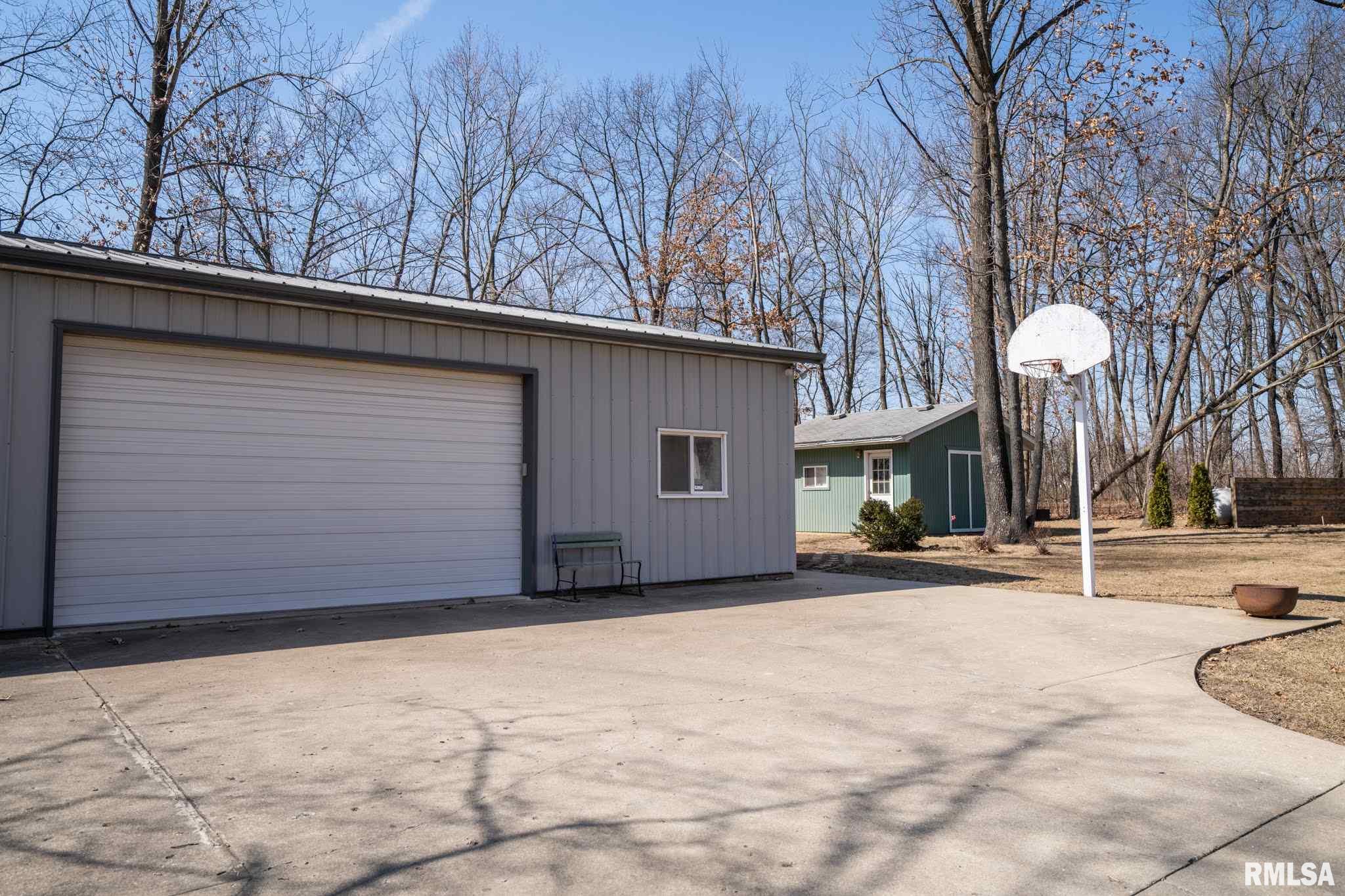 6906 West Dickison Cemetery Road Dunlap, IL 61525 - Photo 5 of 50 Gallery Image 5