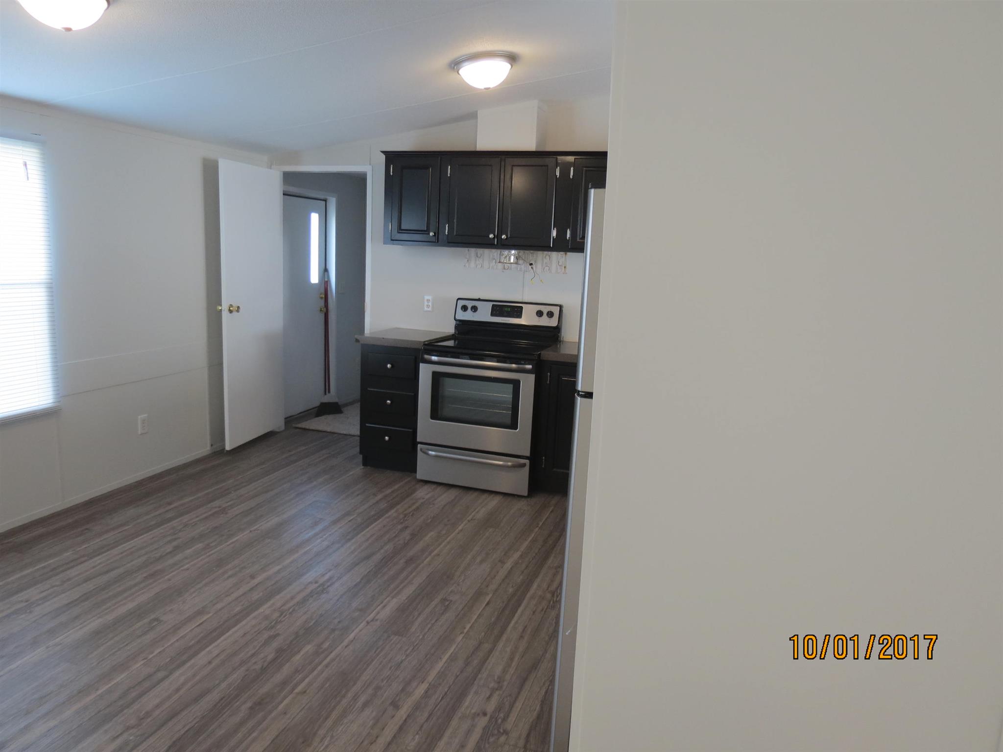 3294 Cedar Grove Road Lebanon, TN 37087 - Photo 10 of 25 a view of a kitchen from the hallway