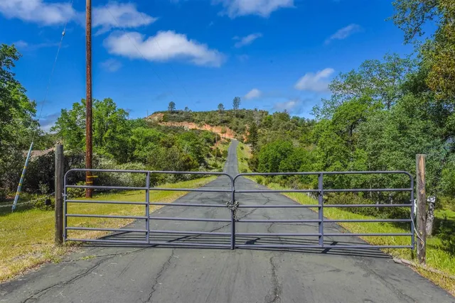 $555,000 | 15880 Parkridge Avenue, Sonora, CA 95370