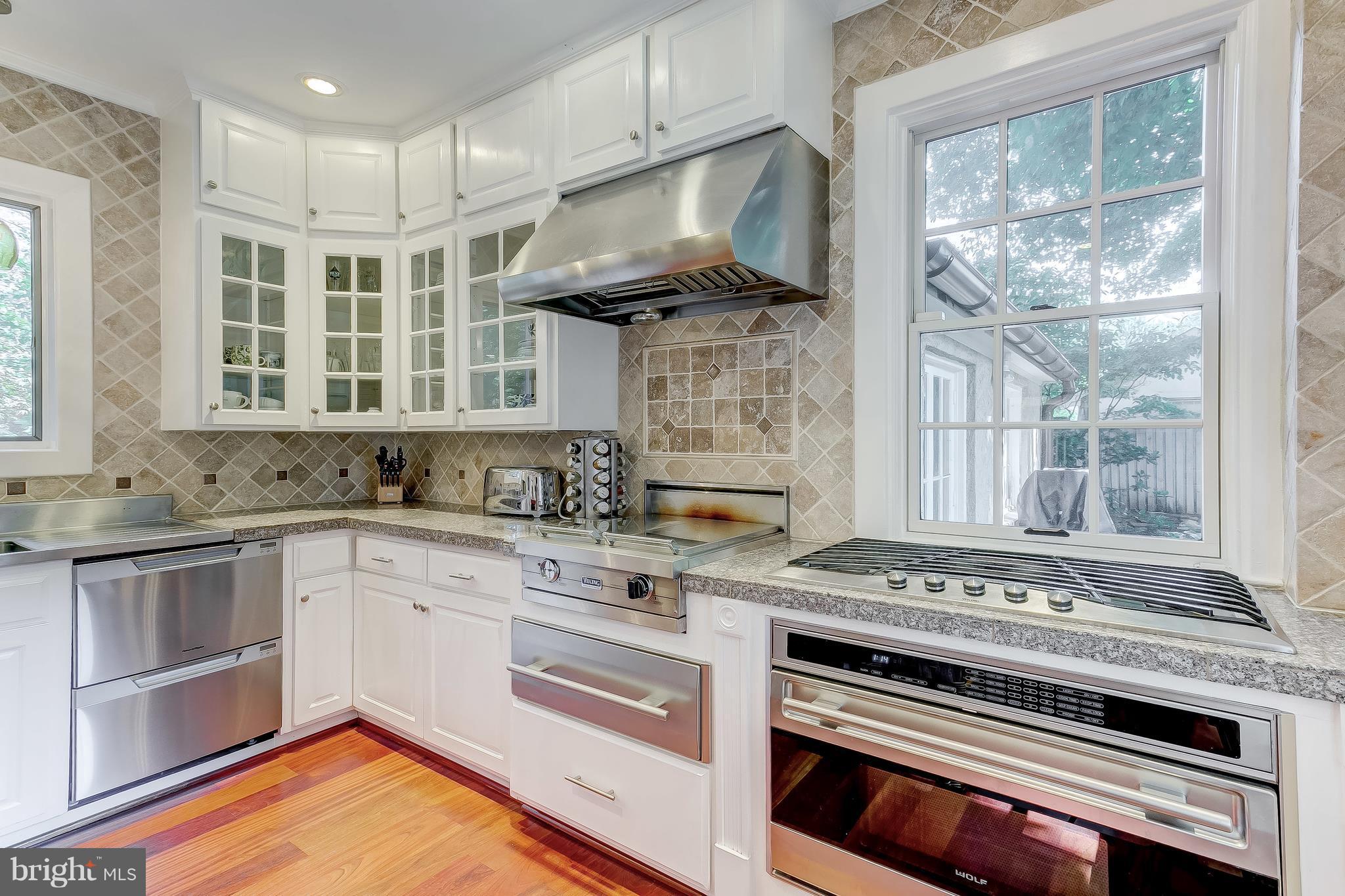 7117 York Road Baltimore, MD 21212 - Photo 13 of 29 Kitchen