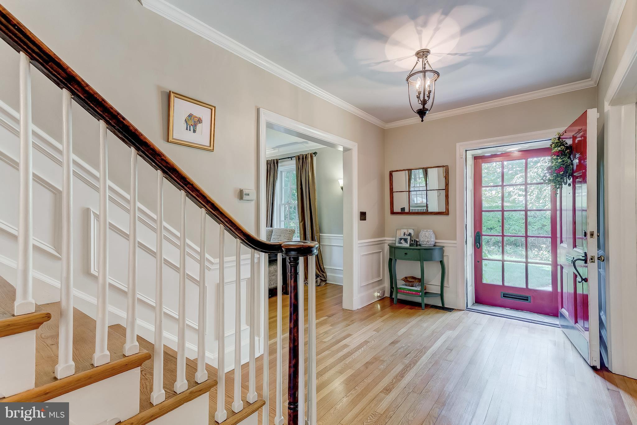 7117 York Road Baltimore, MD 21212 - Photo 5 of 29 Center Hall
