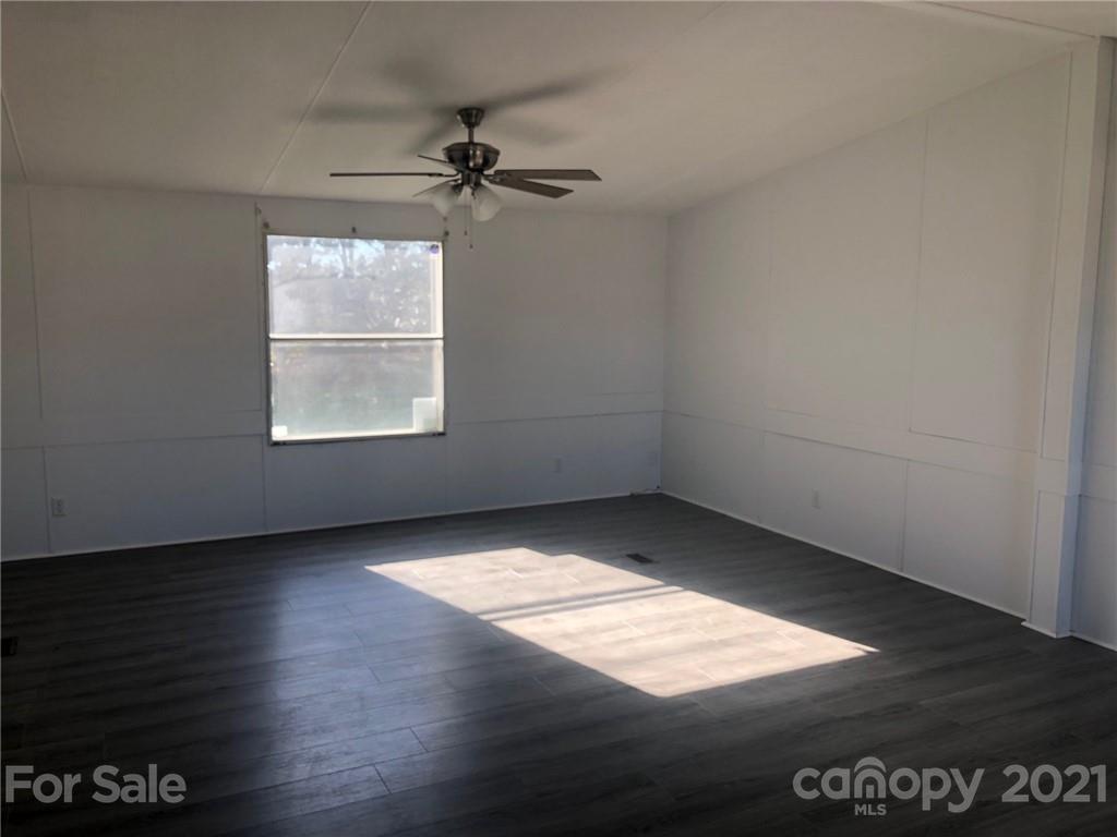 3829 Calico Road Lenoir, NC 28645 - Photo 5 of 15 Gallery Image 5