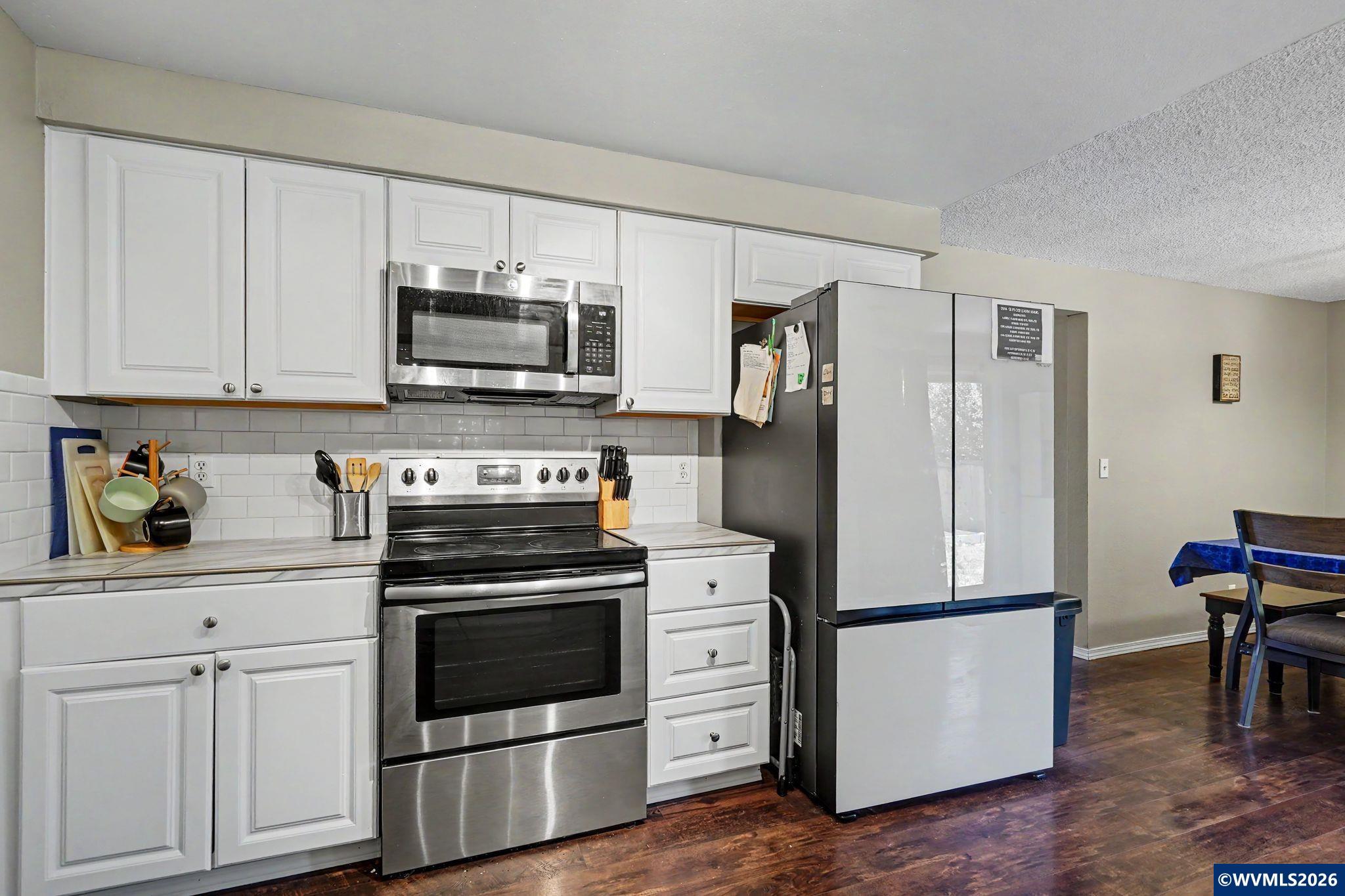 460 North 12th Street Independence, OR 97351 - Photo 16 of 34